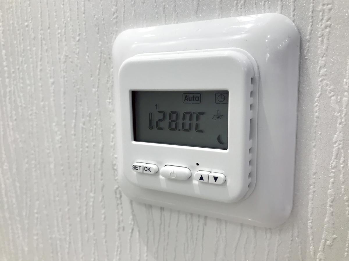 Black&White Apartment In Smart Plaza キエフ エクステリア 写真