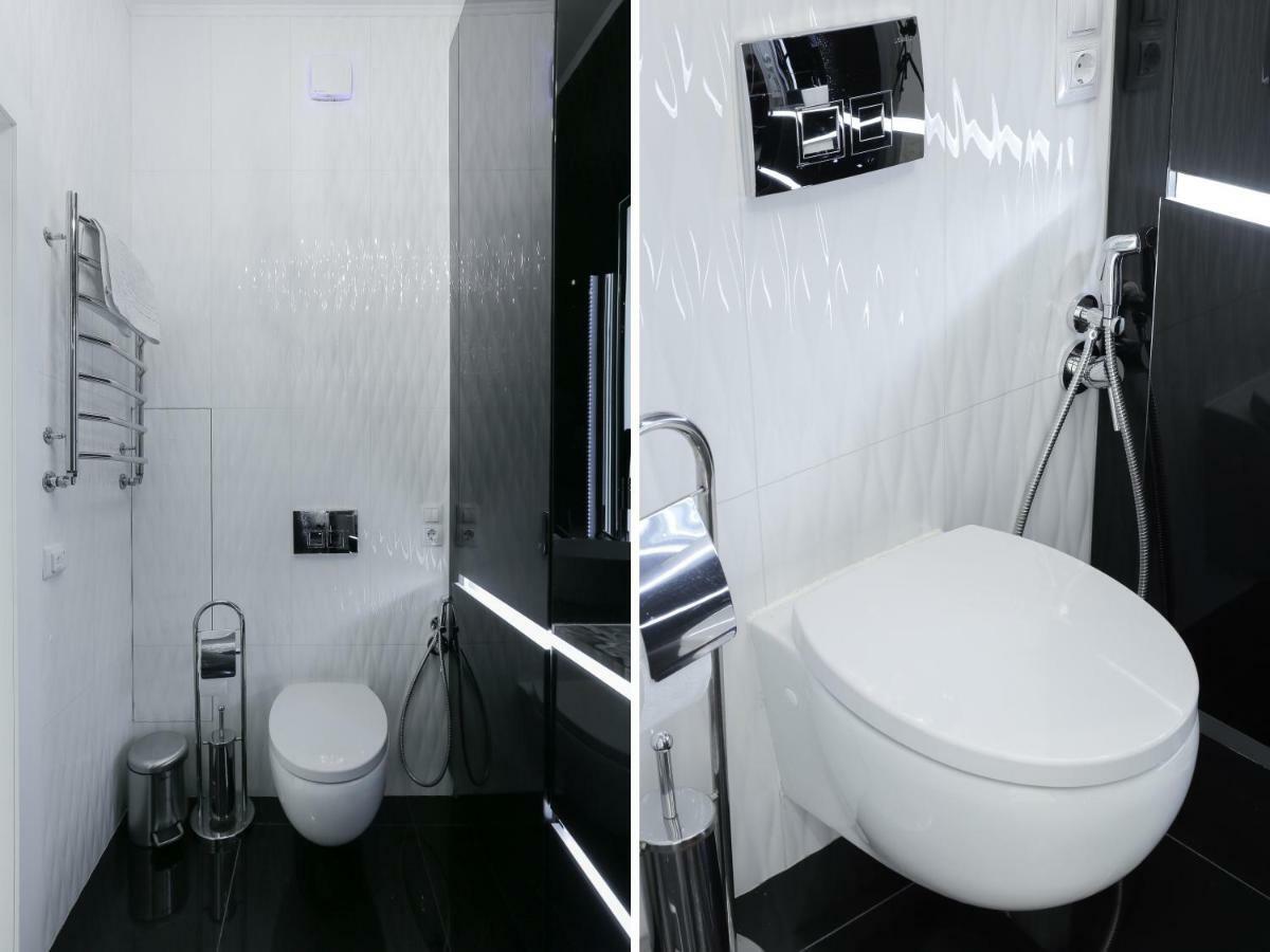 Black&White Apartment In Smart Plaza キエフ エクステリア 写真